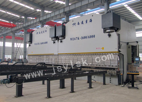 雙機聯動折(she)彎機