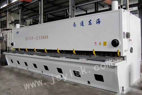 QC11Y-12*8000液壓閘式剪(jian)闆機