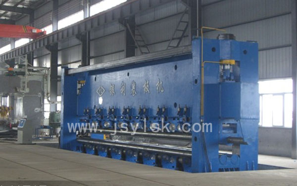 船用卷(juan)闆機