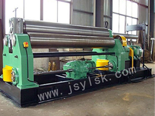 機械三輥對(duì)稱式卷闆機