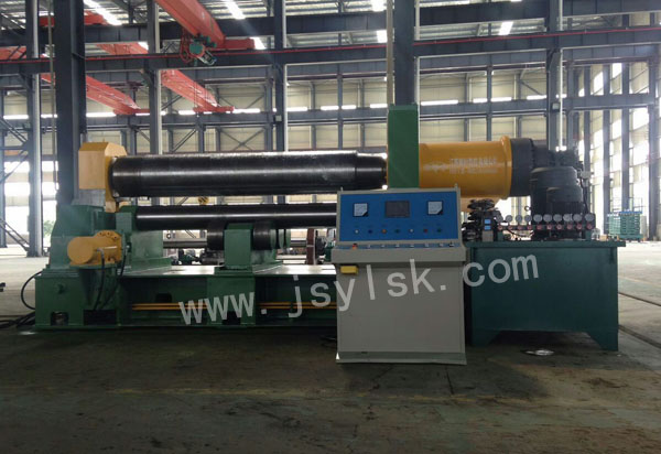 水(shuǐ)平下調卷(juàn)闆機