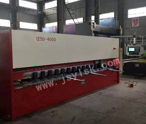 立式數(shù)控刨槽(cáo)機