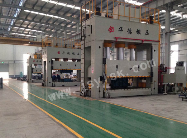 YL27系列(liè)框架液(ye)壓機