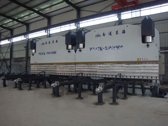 WE67K-800/6000雙(shuāng)機聯動折彎機