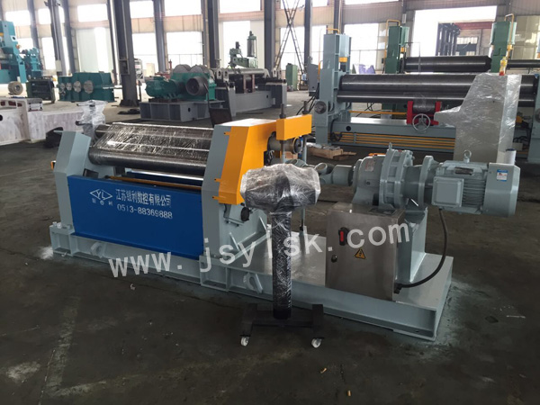 機械三(san)輥非對(duì)稱式卷(juàn)闆機