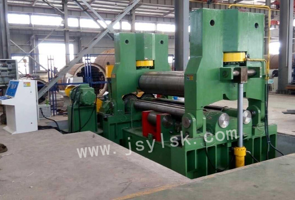 中小型上輥(gun)萬能式卷闆機(jī)