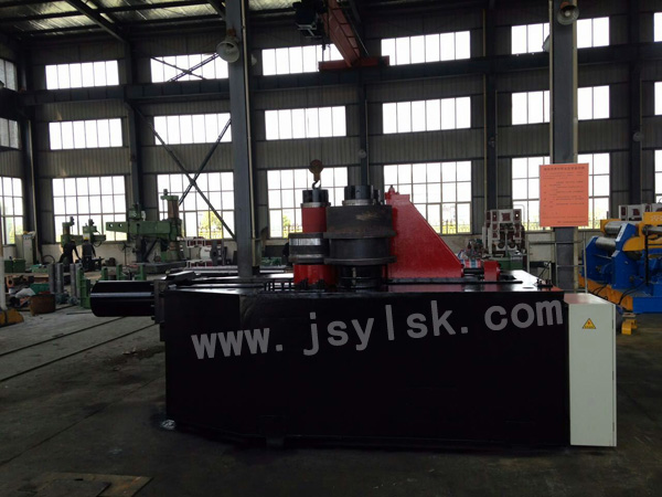 型材彎曲(qǔ)機