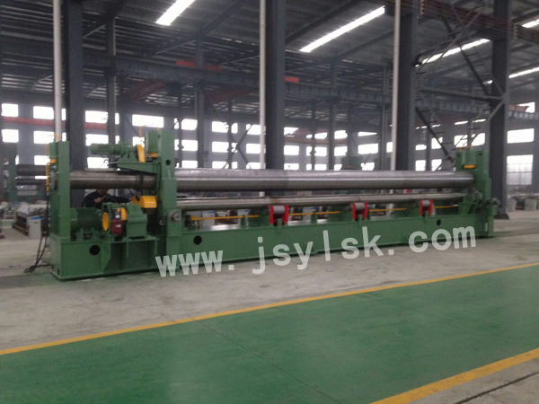 挂(guà)車卷闆(pan)機