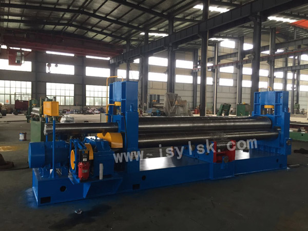 液壓三(sān)輥對稱式卷闆機(jī)