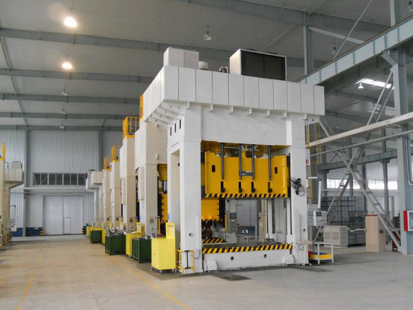 YL27系(xi)列框架液壓(yā)機