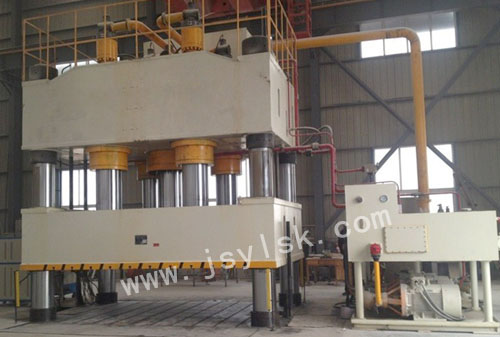 YL32-2000四柱液(yè)壓機