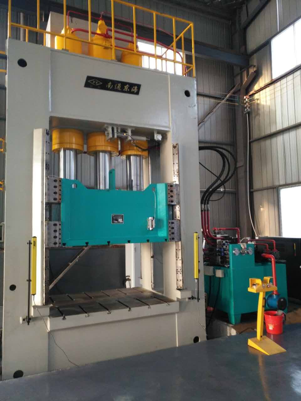 YL27系列框(kuàng)架液壓機