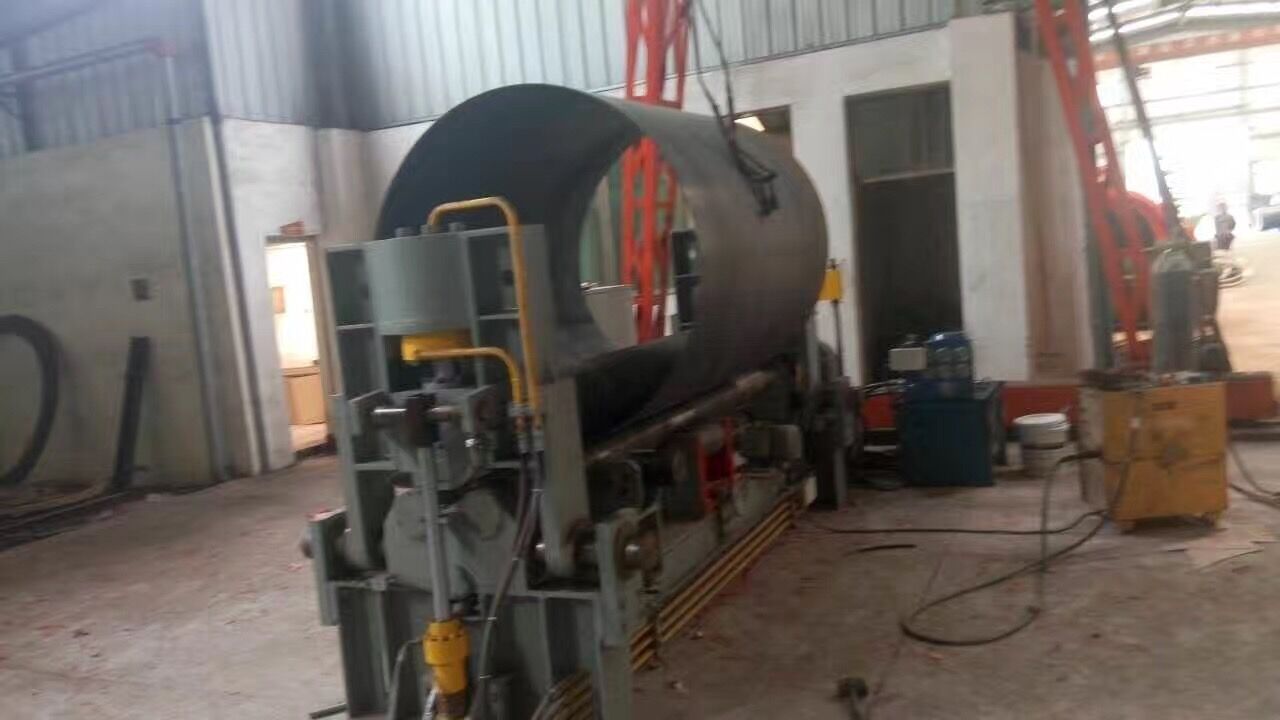 卷闆機安裝(zhuāng)調試