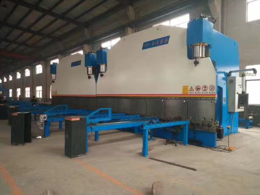 南通(tōng)東海機(ji)床集團(tuan)制管/鐵(tie)塔專用(yòng)設備