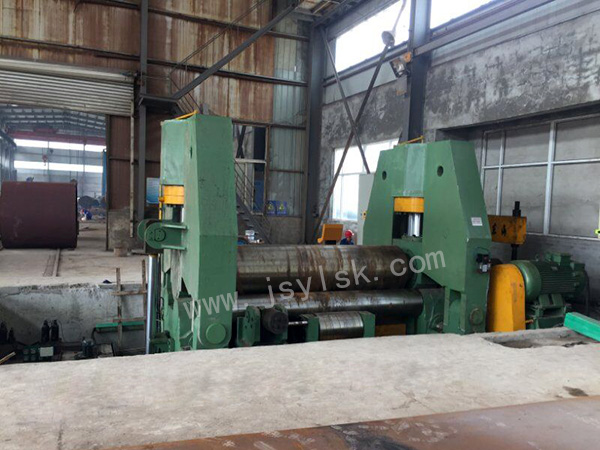 大型上輥萬能式(shì)卷闆機