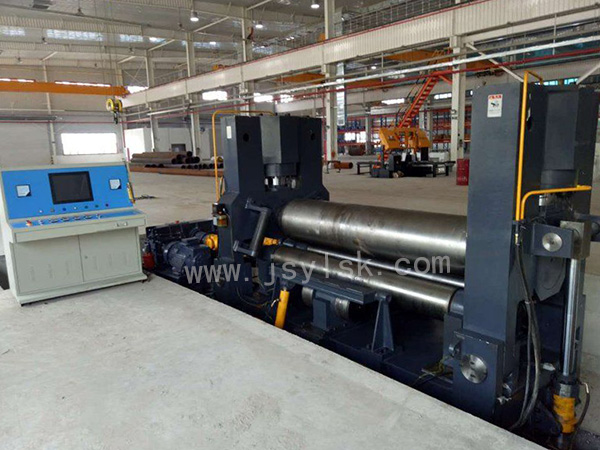 水平下(xia)調式卷(juàn)闆機