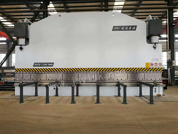 WE67K-1200/9000大型折彎(wan)機