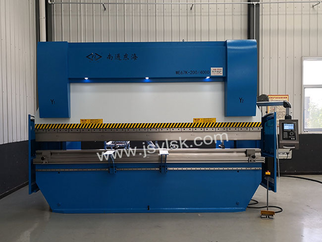 WE67K-200/4000數(shu)控折彎機