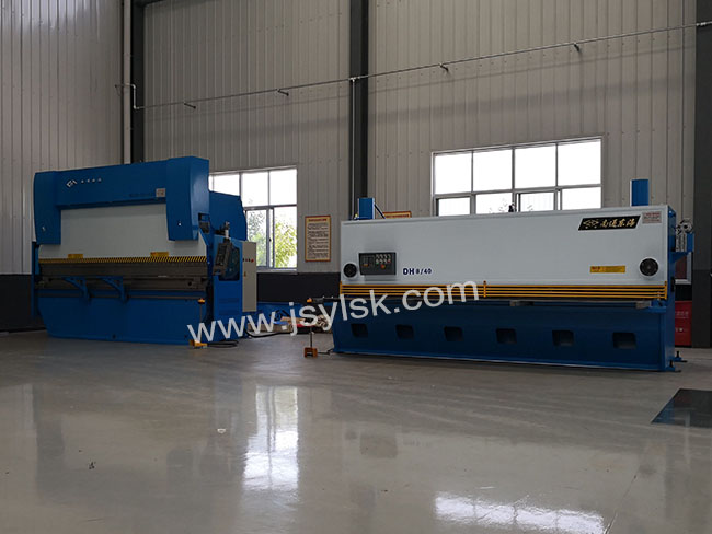 QC11Y-8*4000液壓剪(jiǎn)闆機