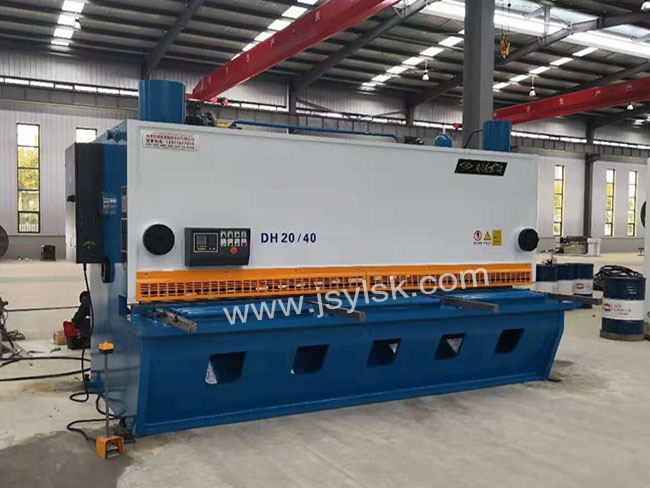QC11Y-20*4000液(ye)壓剪闆機